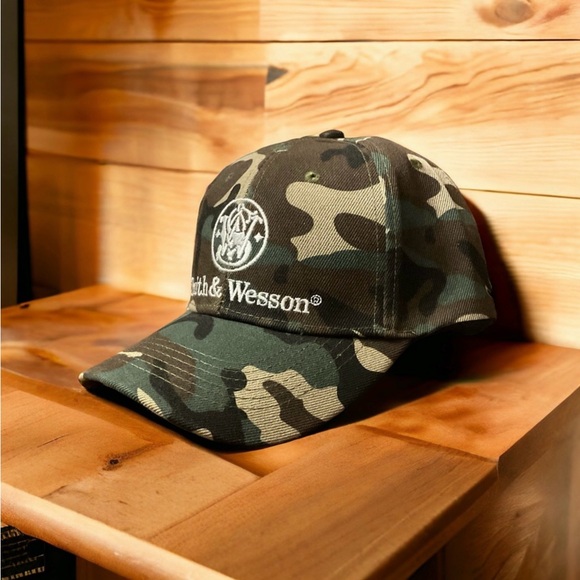 “Smith & Wesson” Logo Embroidered Adjustable Unisex Camouflage Hat! - Picture 2 of 9